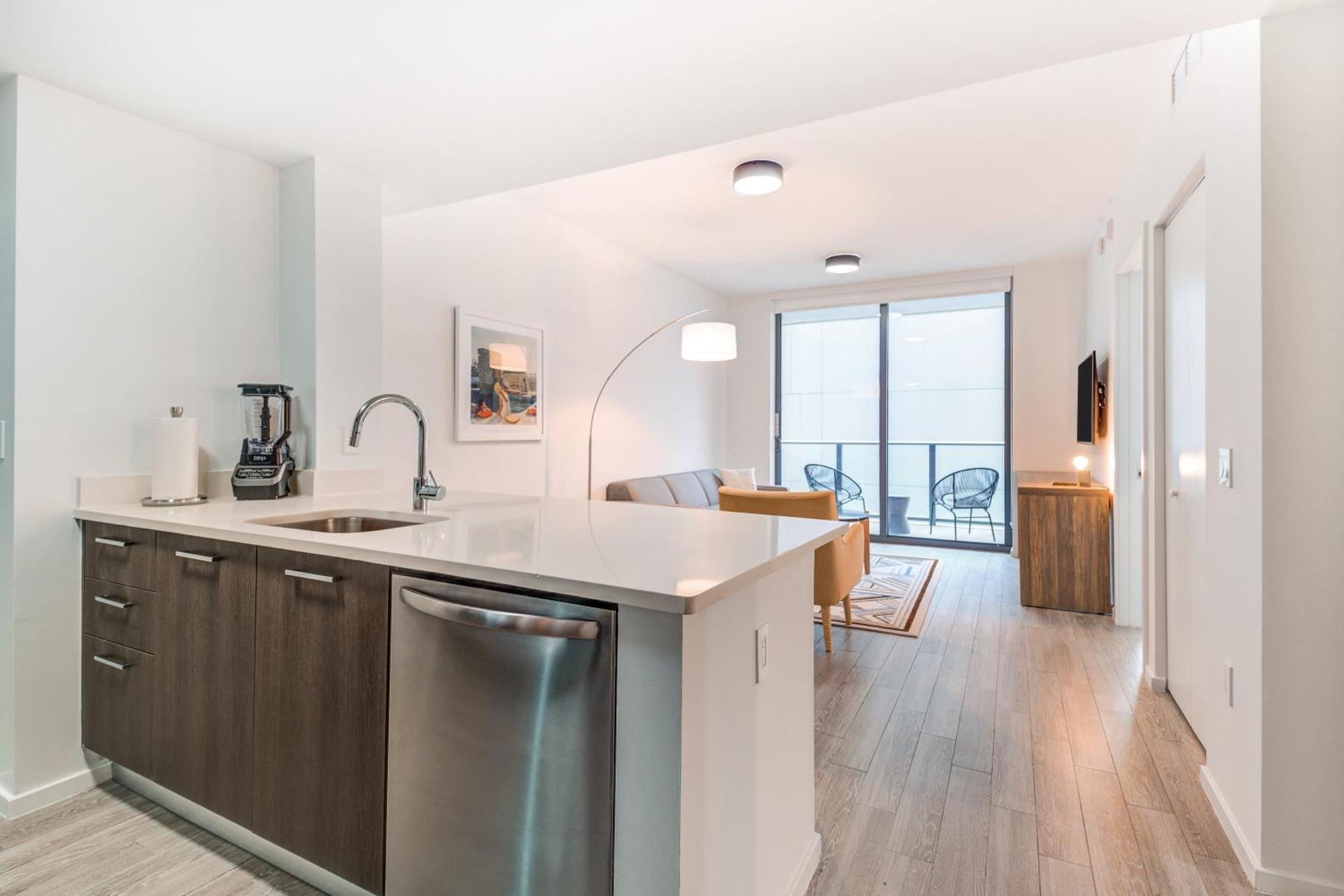 Aparthotel Sentral Alea Miami Zewnętrze zdjęcie